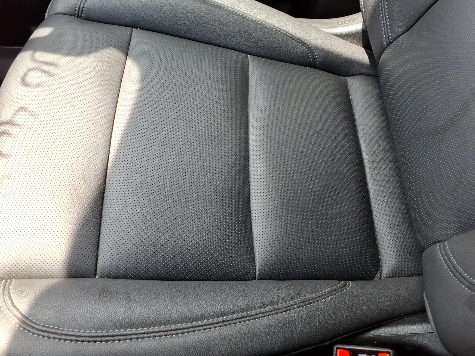 2025 GMC Sierra 1500 SLT - Photo 25