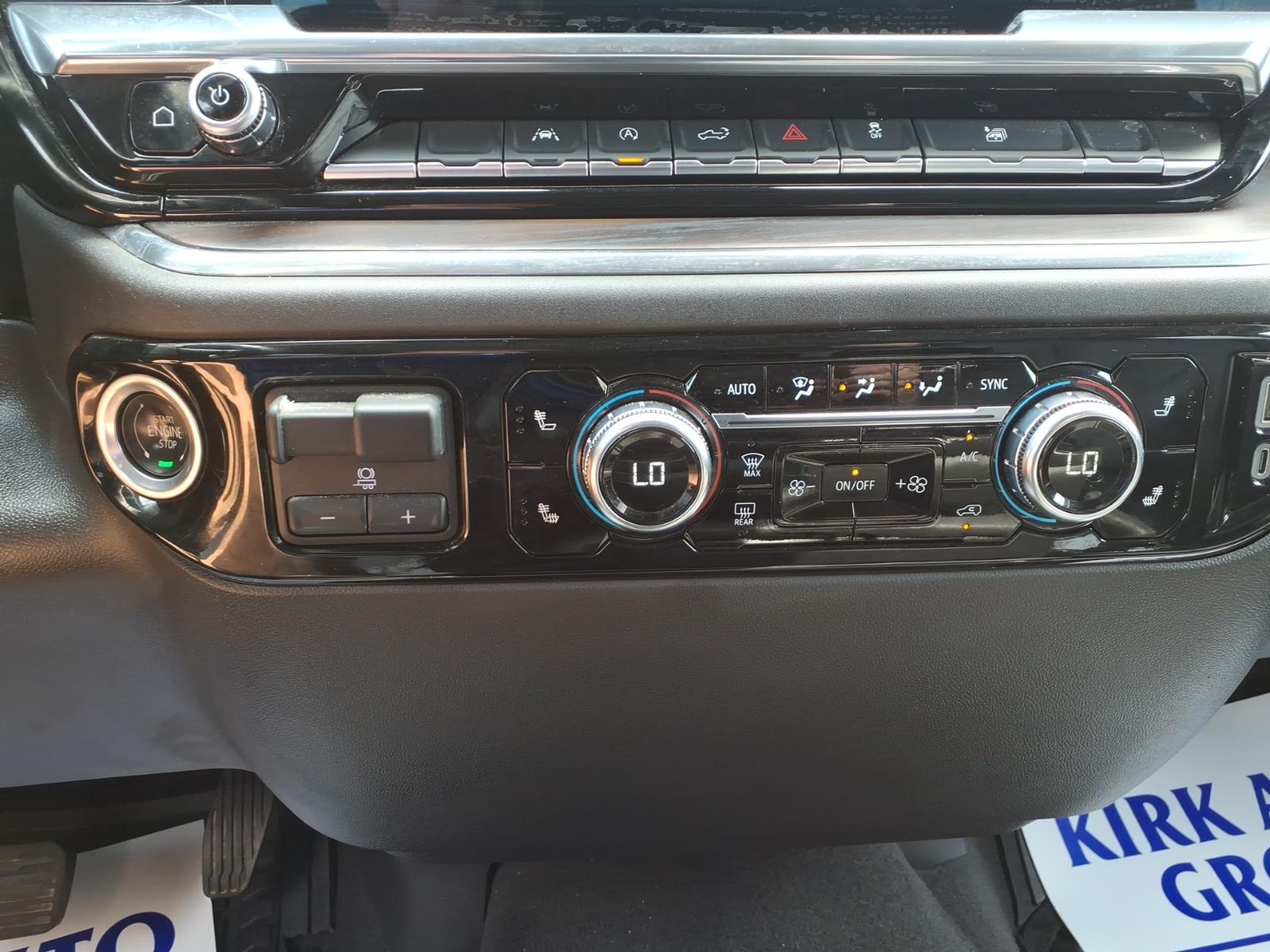 2025 GMC Sierra 1500 SLT - Photo 22
