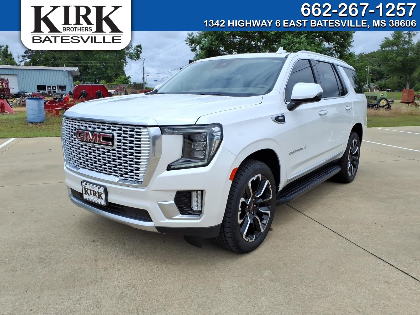 2023 GMC Yukon 4WD Denali's photo