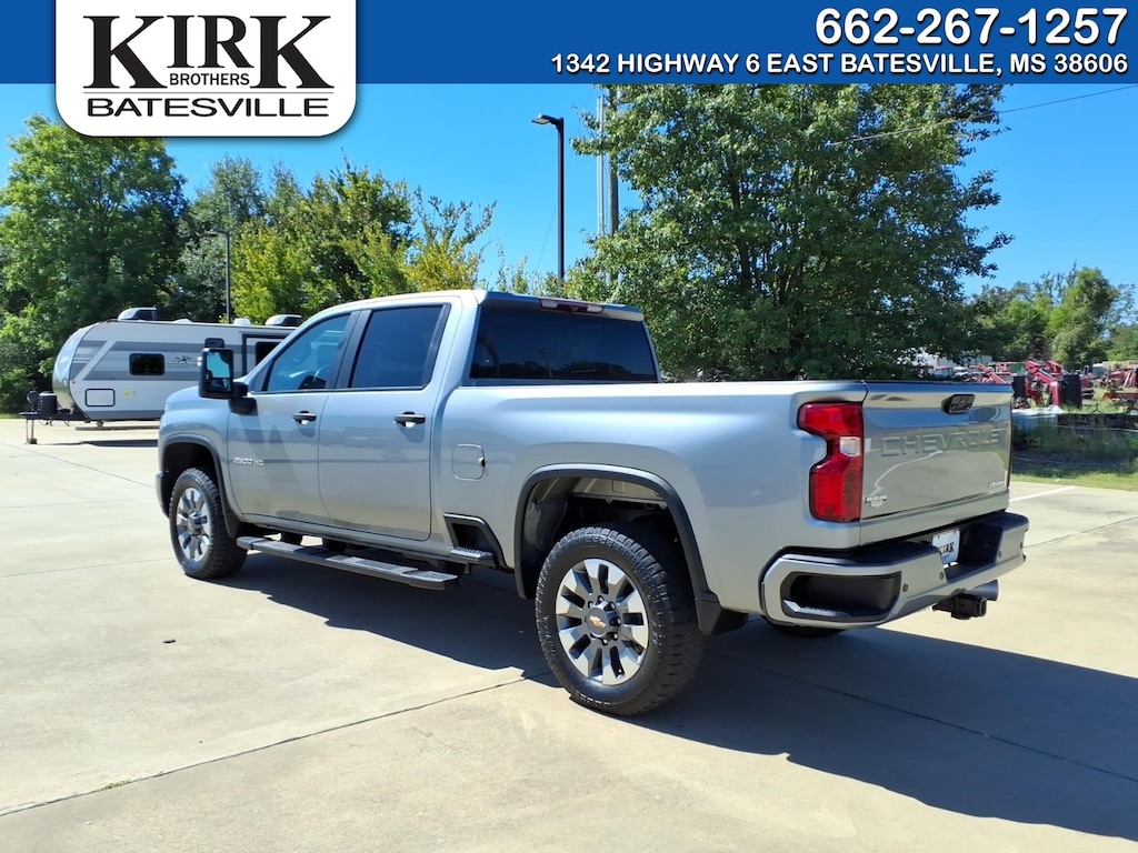 Used 2024 Chevrolet Silverado 2500 HD Custom Truck Crew Cab