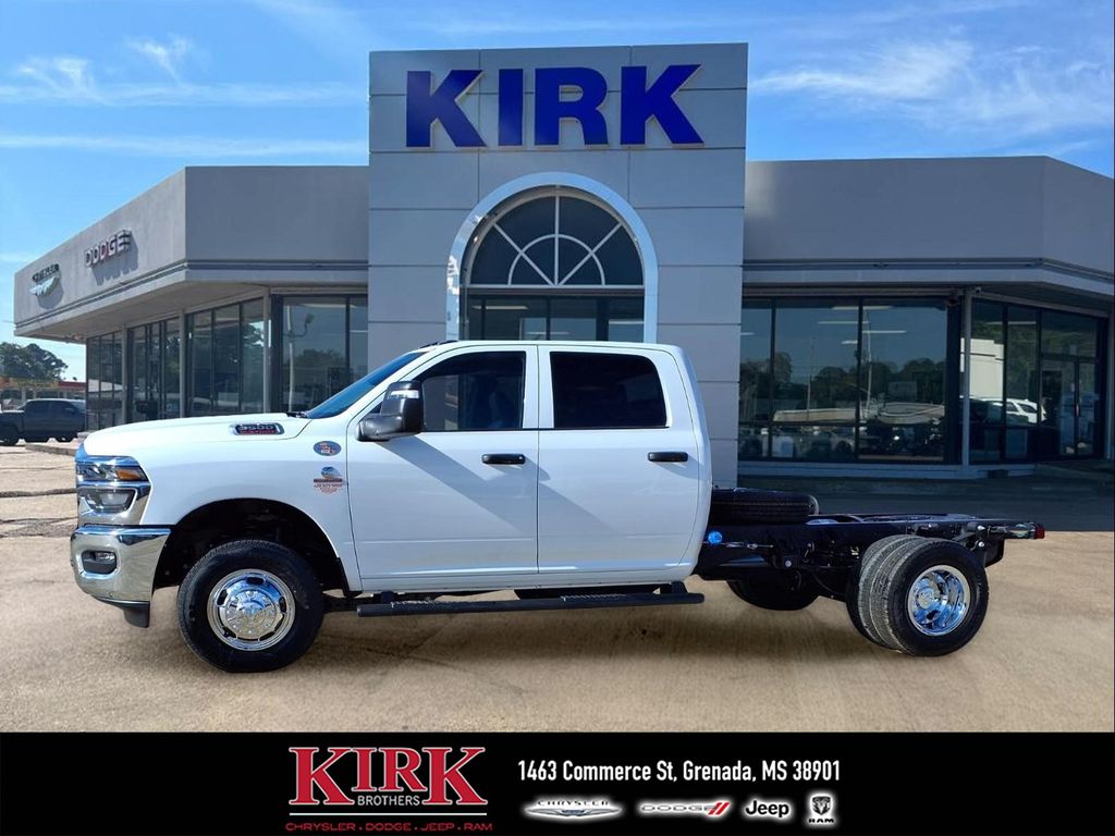 2026 Ram 3500 Chassis Cab Tradesman Tradesman 4WD Crew Cab 60 CA 172.4 WB