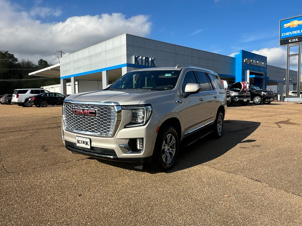 2022 GMC Yukon SLE's photo