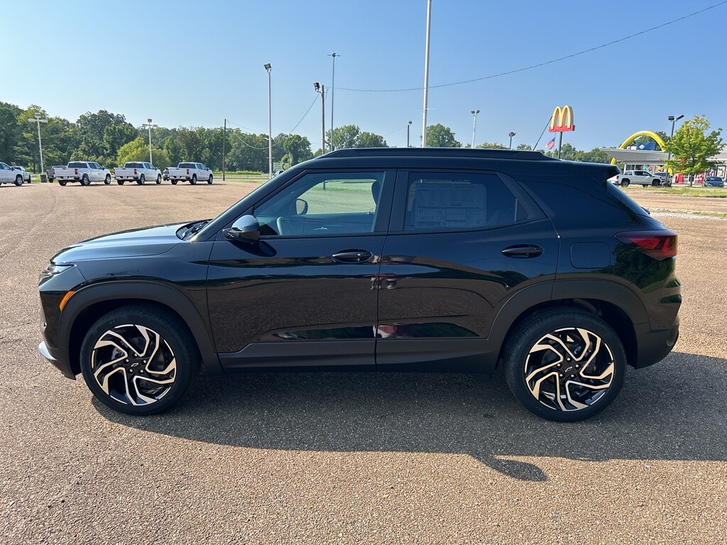 2026 Chevrolet Trailblazer RS photo 2