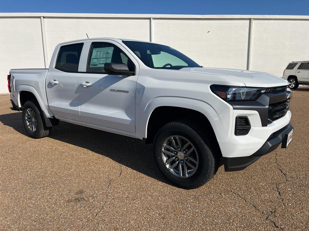 2026 Chevrolet Colorado LT photo 3