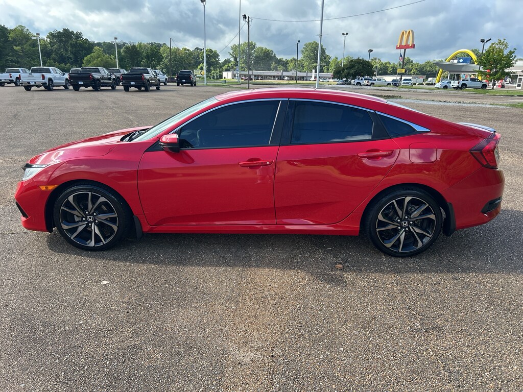 2020 Honda Civic Sport photo 2