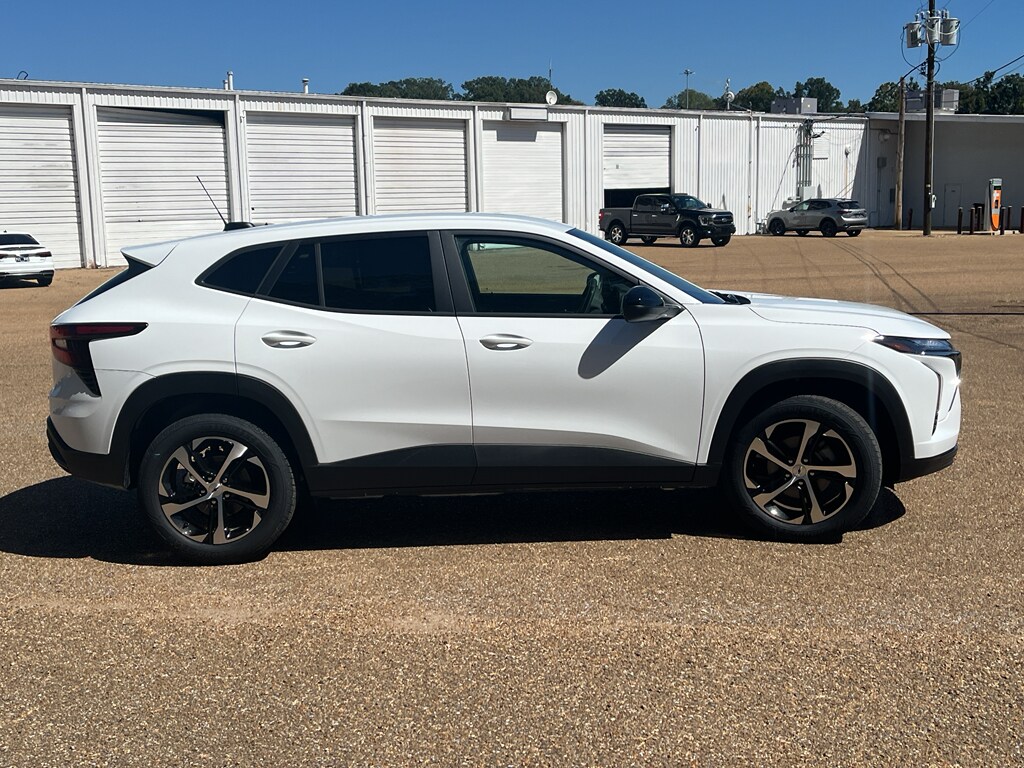 2026 Chevrolet Trax photo 4