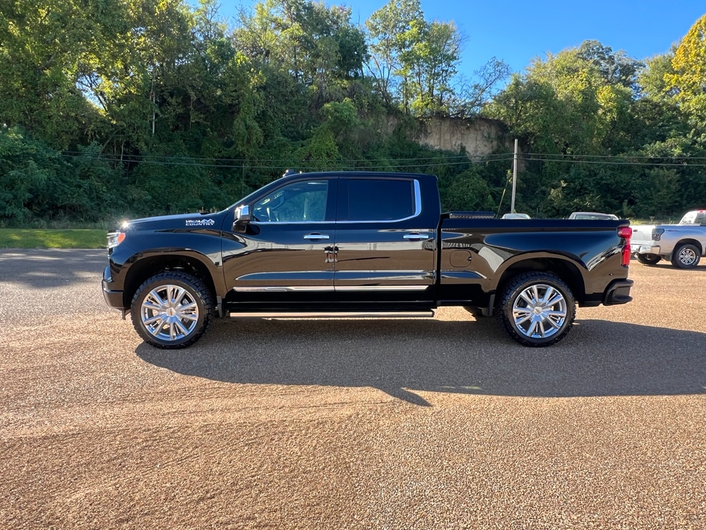 New 2025 Chevrolet Silverado 1500 High Country Truck