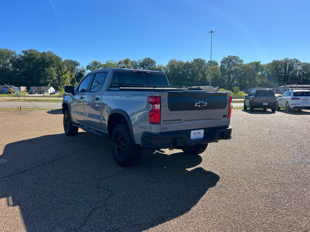 Used 2024 Chevrolet Silverado 1500 ZR2 Truck