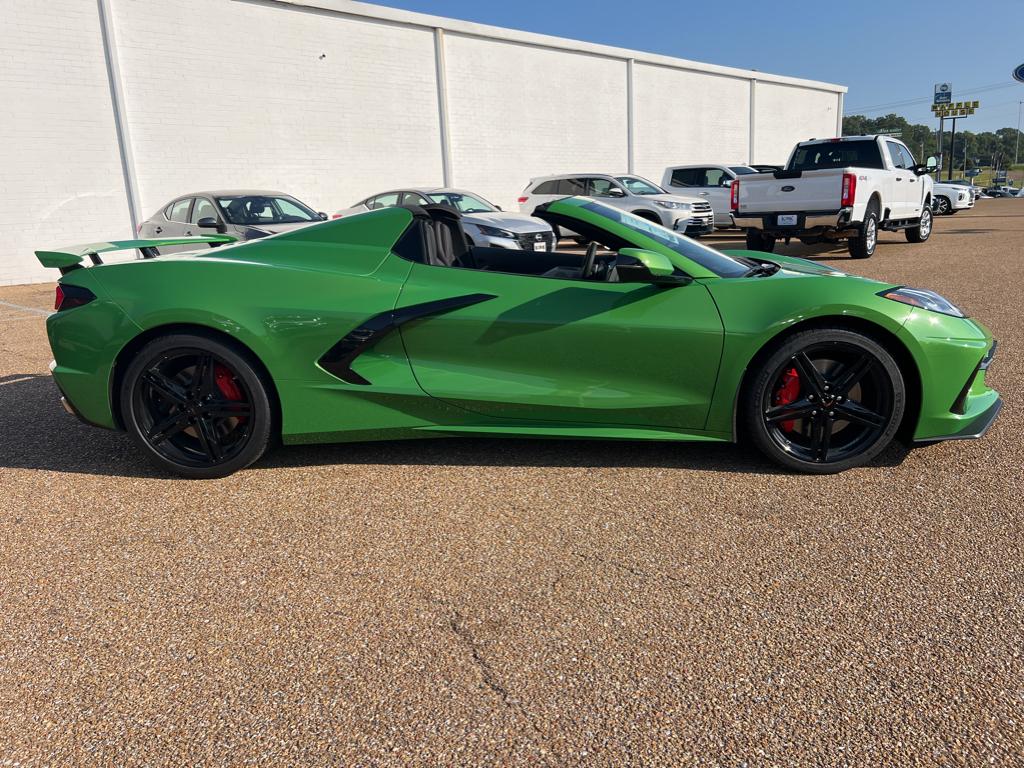 2026 Chevrolet Corvette Stingray 2LT photo 4