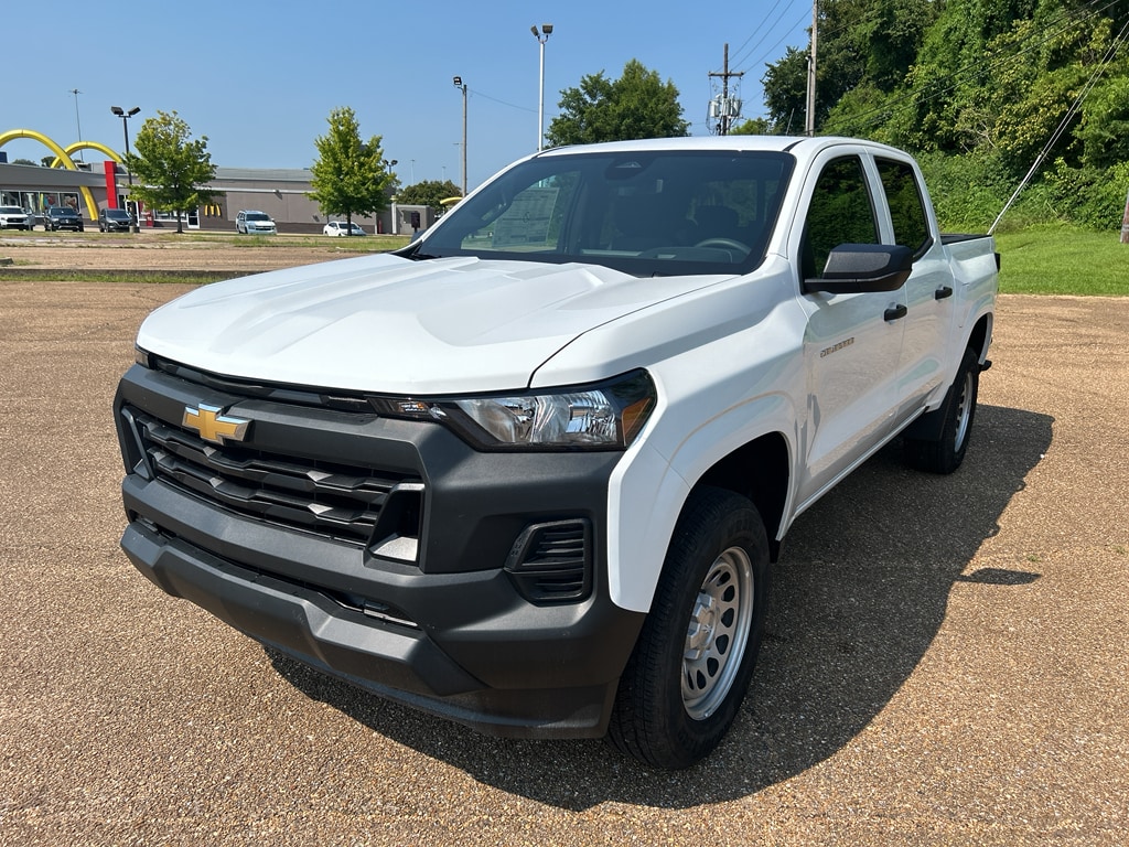 2025 Chevrolet Colorado WT/LT