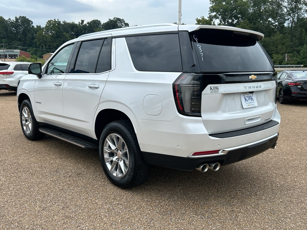2025 Chevrolet Tahoe Premier photo 3