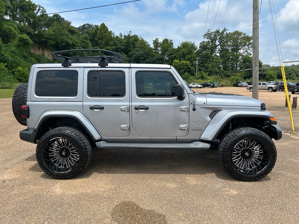 2018 Jeep Wrangler Unlimited Sahara photo 4