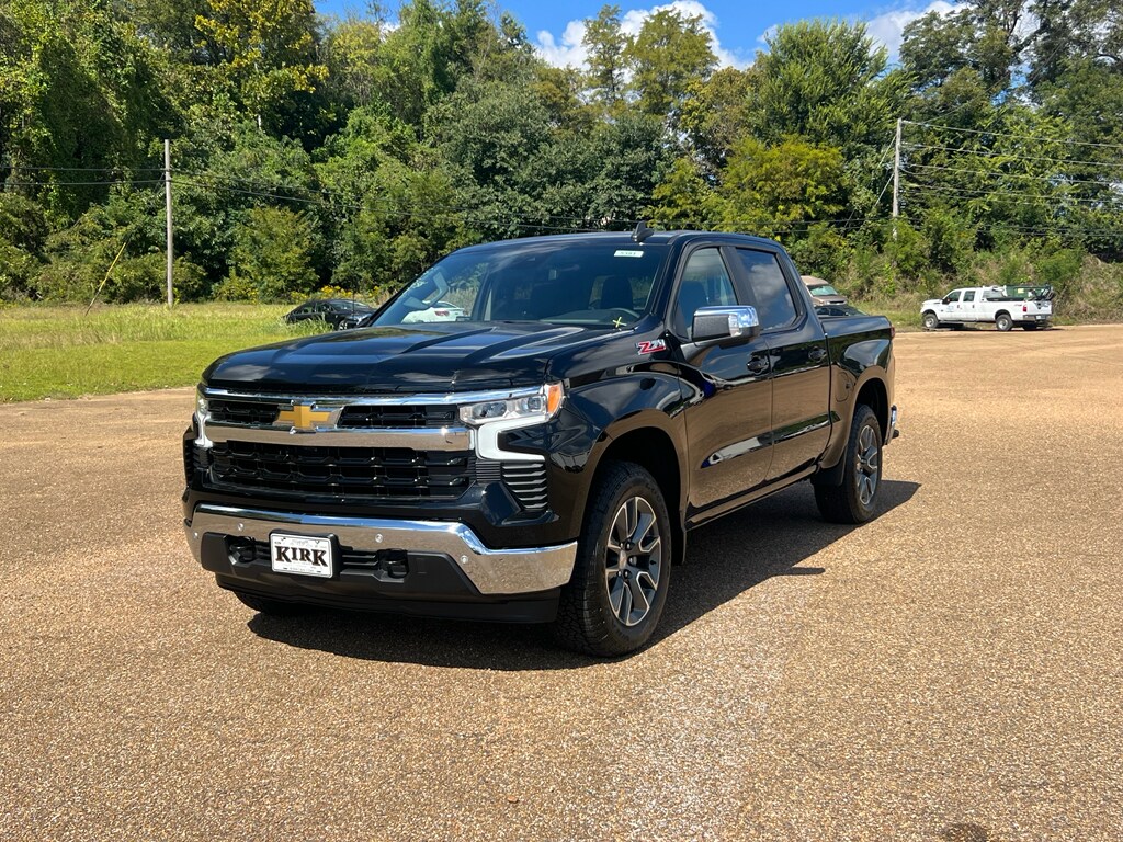 2025 Chevrolet Silverado LT's photo