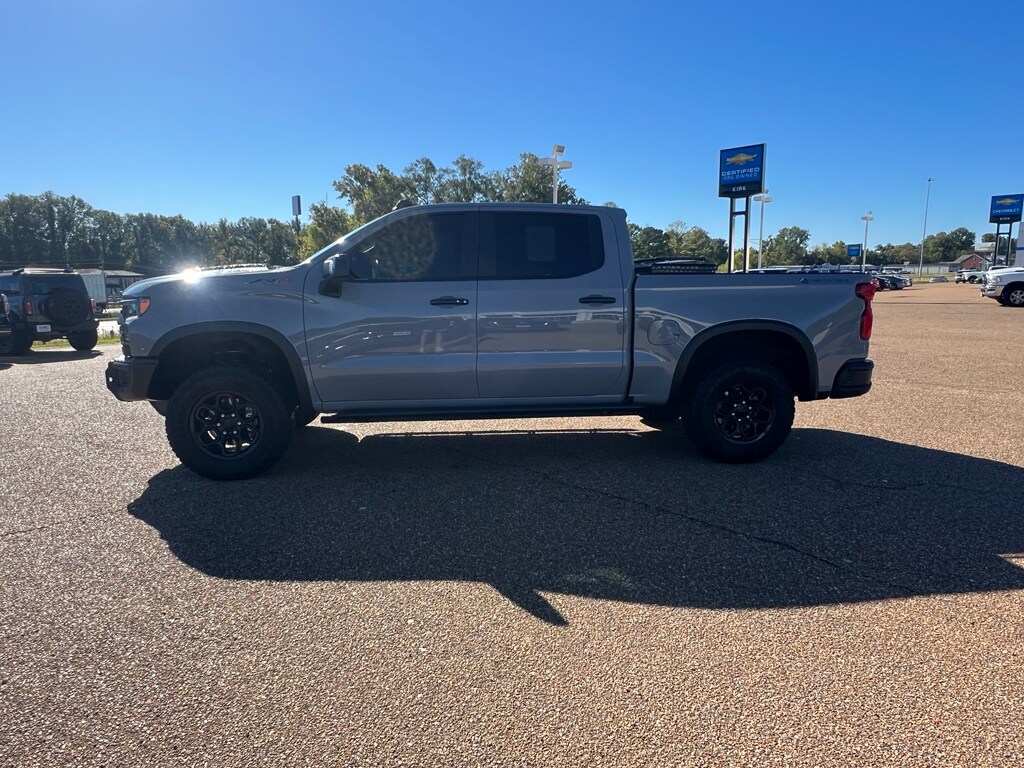 Used 2024 Chevrolet Silverado 1500 ZR2 Truck