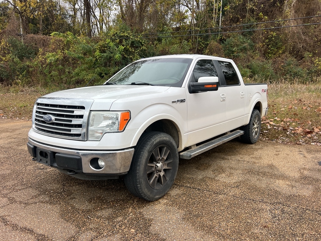 2014 Ford F-150 XL's photo
