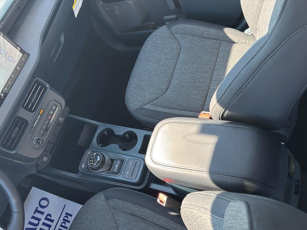 2025 Ford Maverick XLT - Photo 17