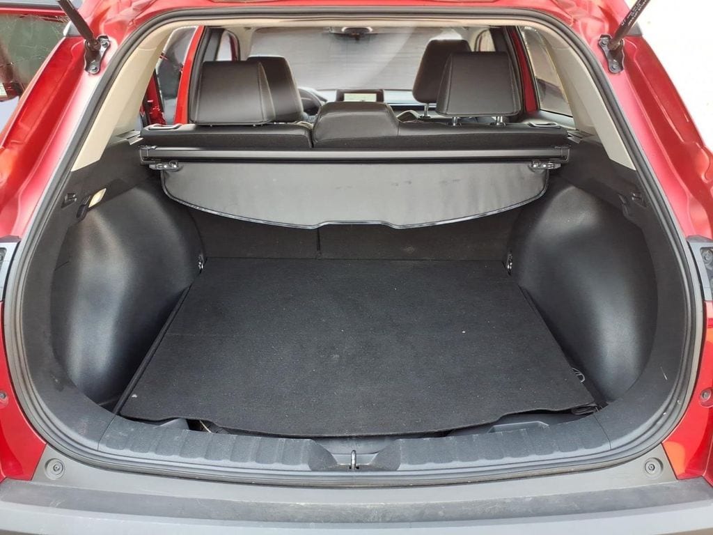 2025 Toyota Corolla Cross XLE - Photo 14