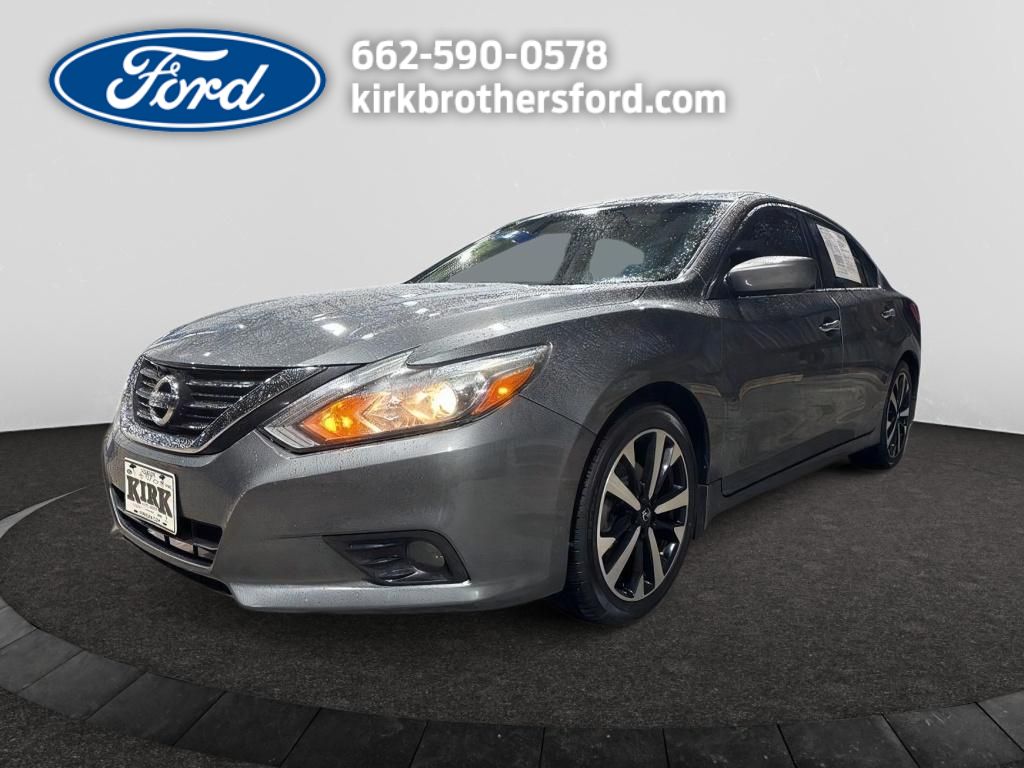 Used 2018 Nissan Altima SR with VIN 1N4AL3AP7JC106749 for sale in Greenwood, MS