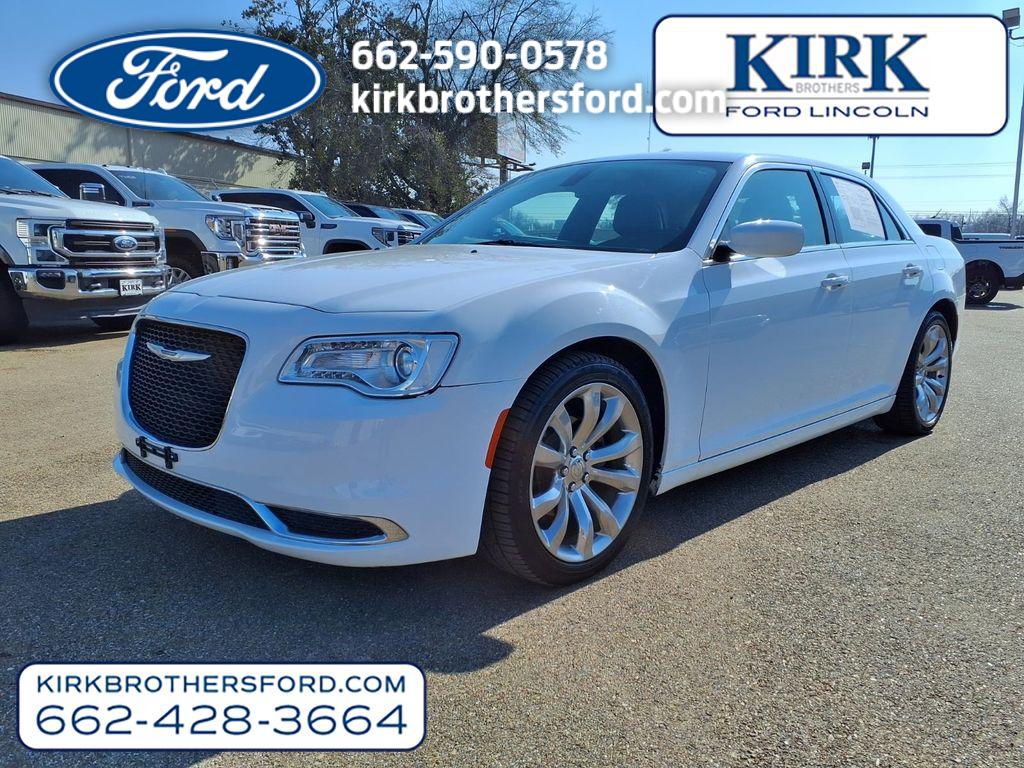 Used 2018 Chrysler 300 Touring with VIN 2C3CCAAG1JH203745 for sale in Greenwood, MS