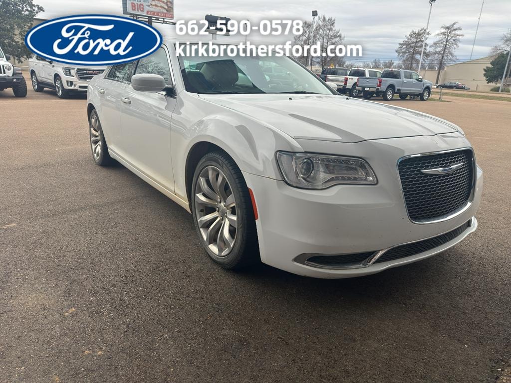 Used 2018 Chrysler 300 Touring L Sedan