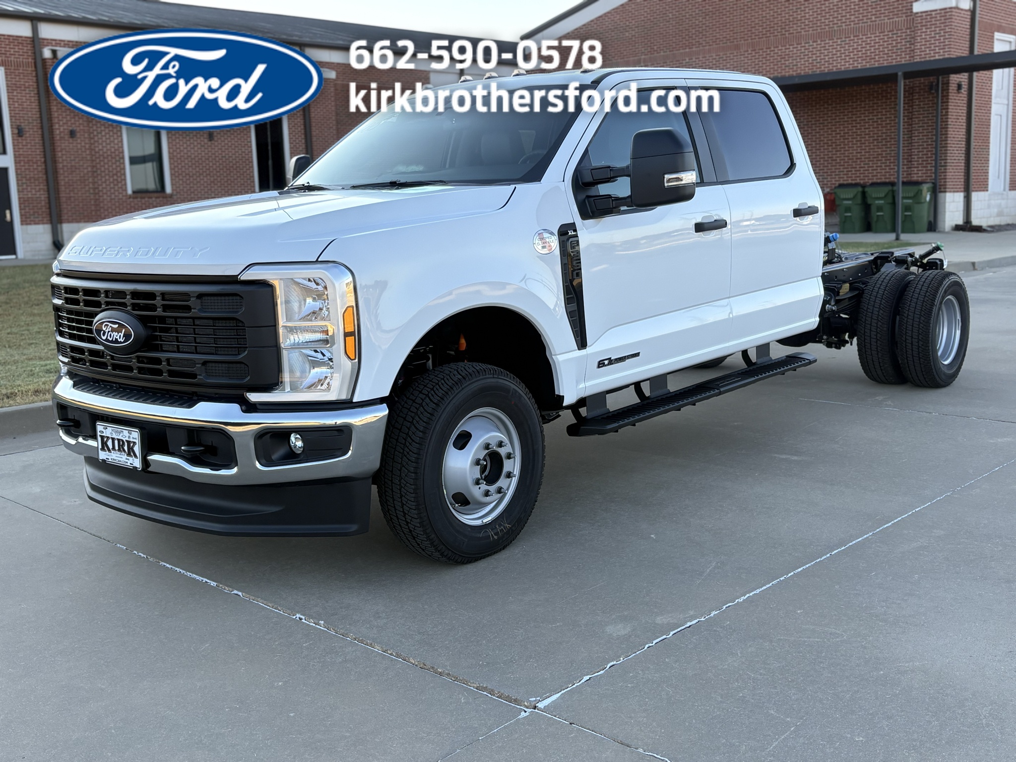 2027 Ford F-350 XL Crew Cab