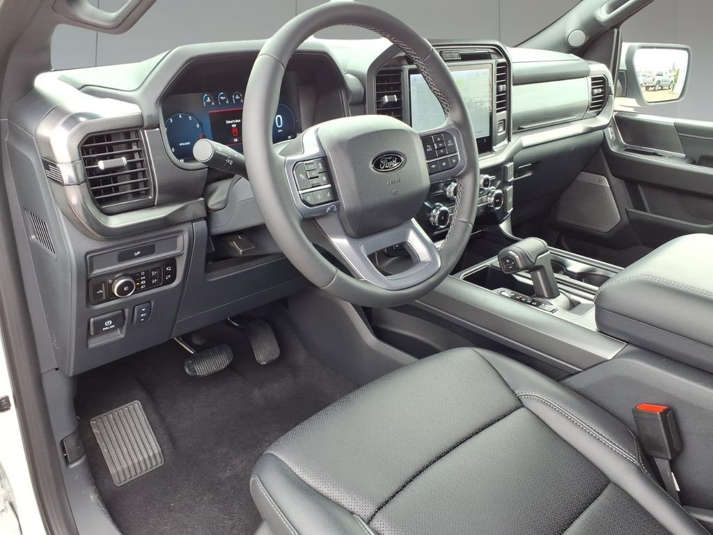 2026 Ford F-150 Lariat - Photo 14