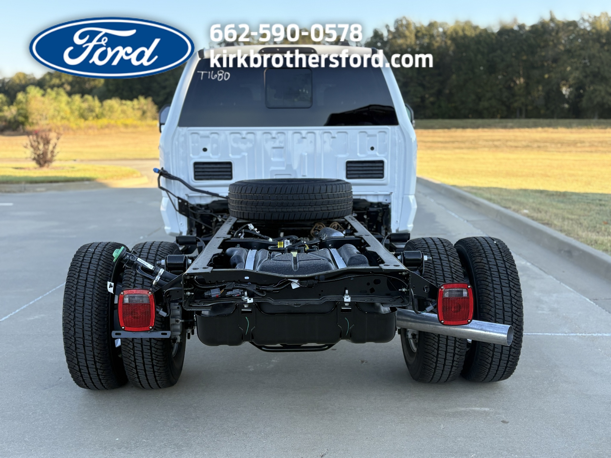 New 2027 Ford F-350 XL Crew Cab