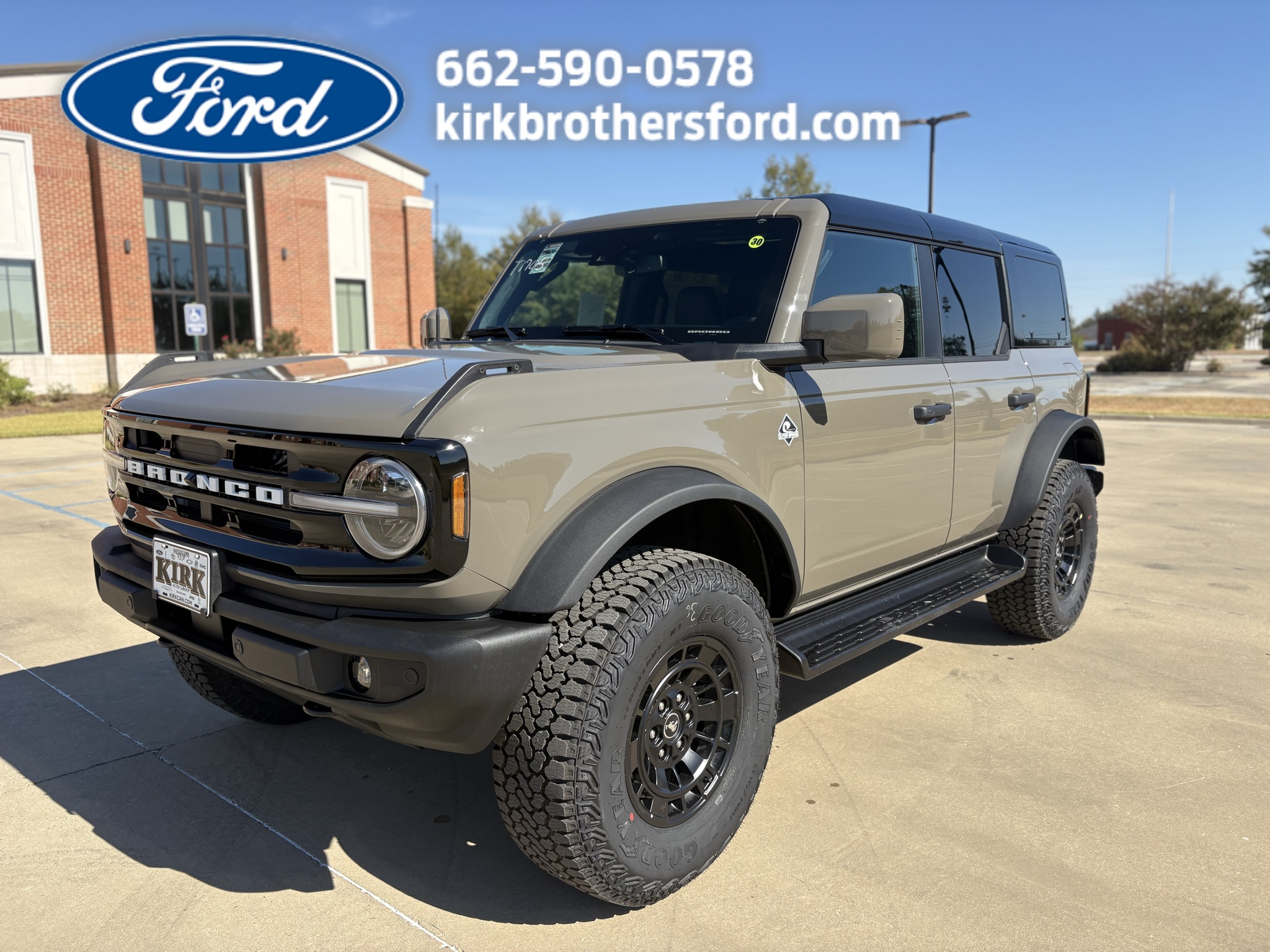 2026 Ford Bronco Outer Banks Sport Utility