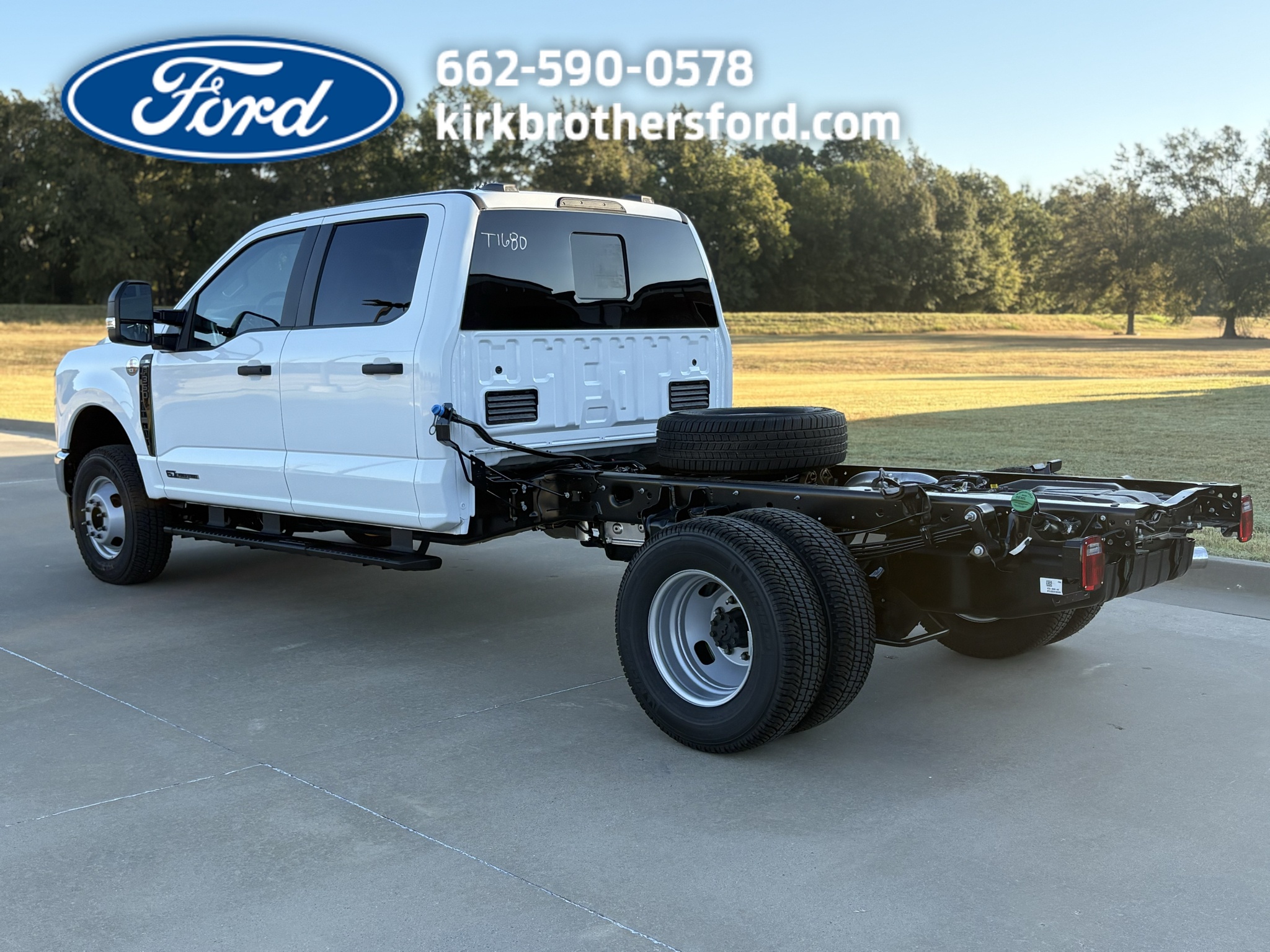 New 2027 Ford F-350 XL Crew Cab