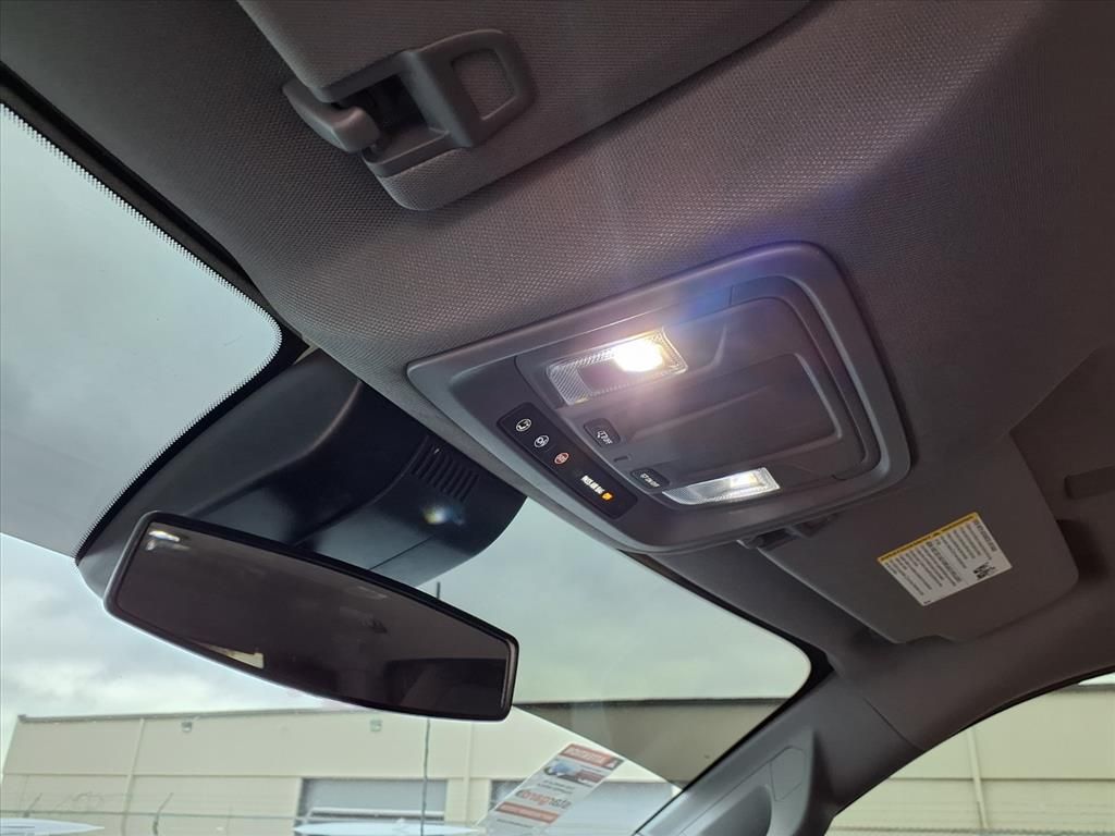 2025 GMC Sierra 3500HD Pro - Photo 13