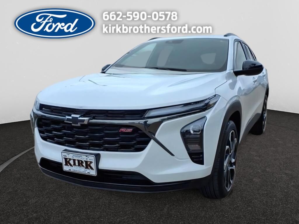 Used 2025 Chevrolet Trax 2RS SUV