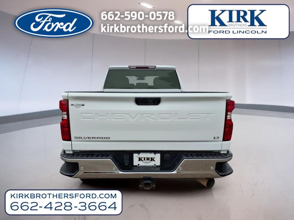 Used 2023 Chevrolet Silverado LT Crew Cab
