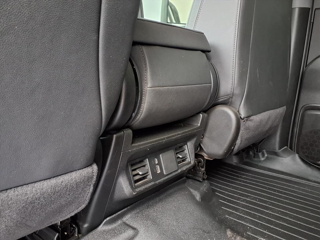2025 GMC Sierra 3500HD Pro - Photo 14