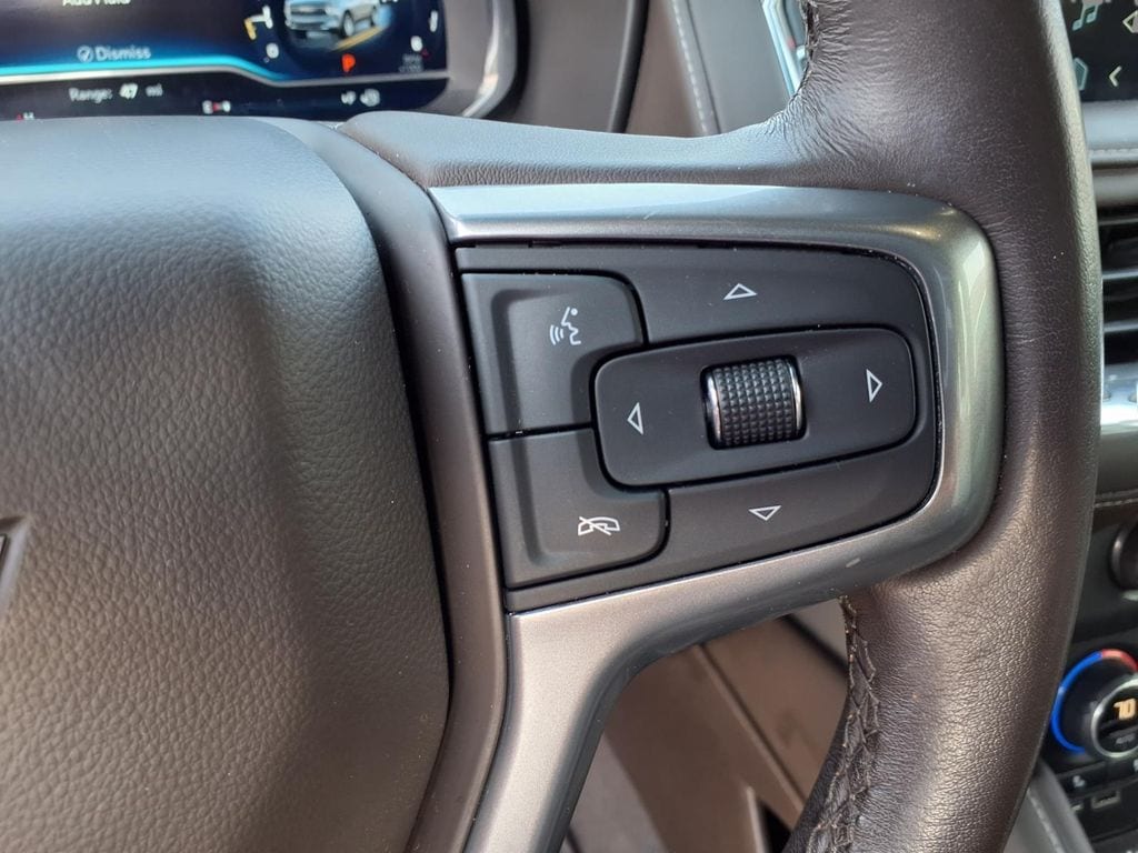 2022 Chevrolet Suburban LT - Photo 14