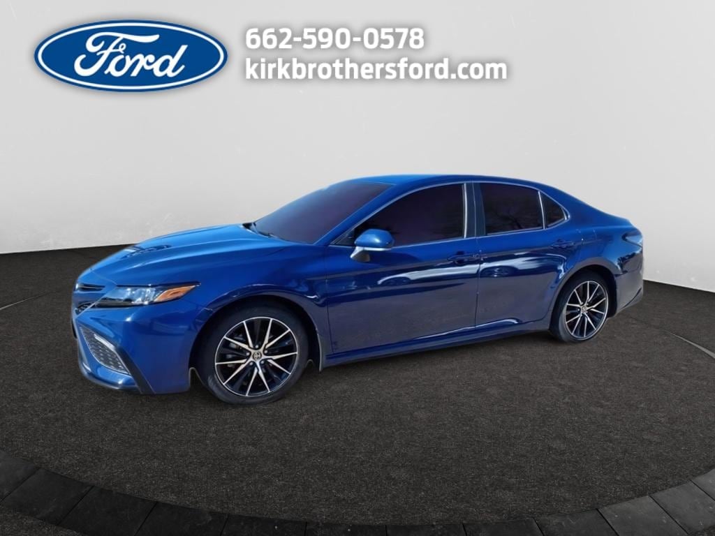 Used 2024 Toyota Camry SE Sedan