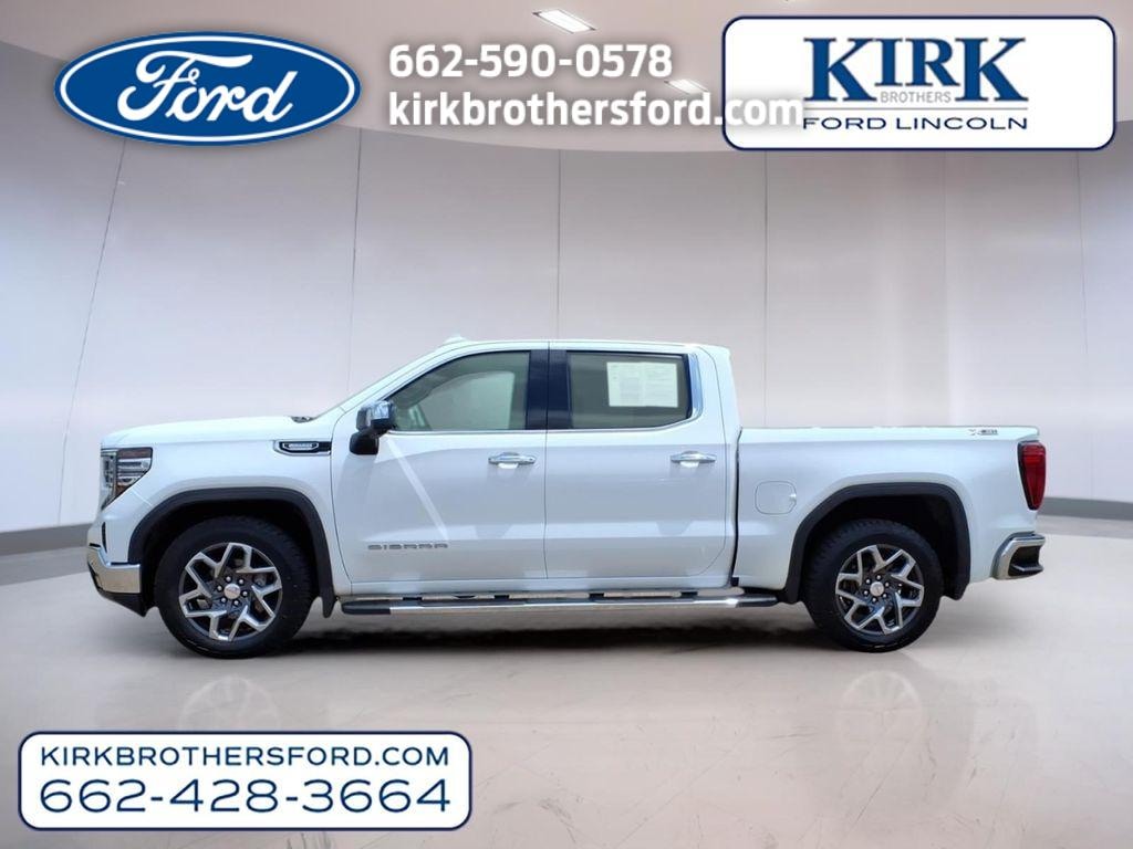 Used 2022 GMC Sierra 1500 SLT Truck Crew Cab