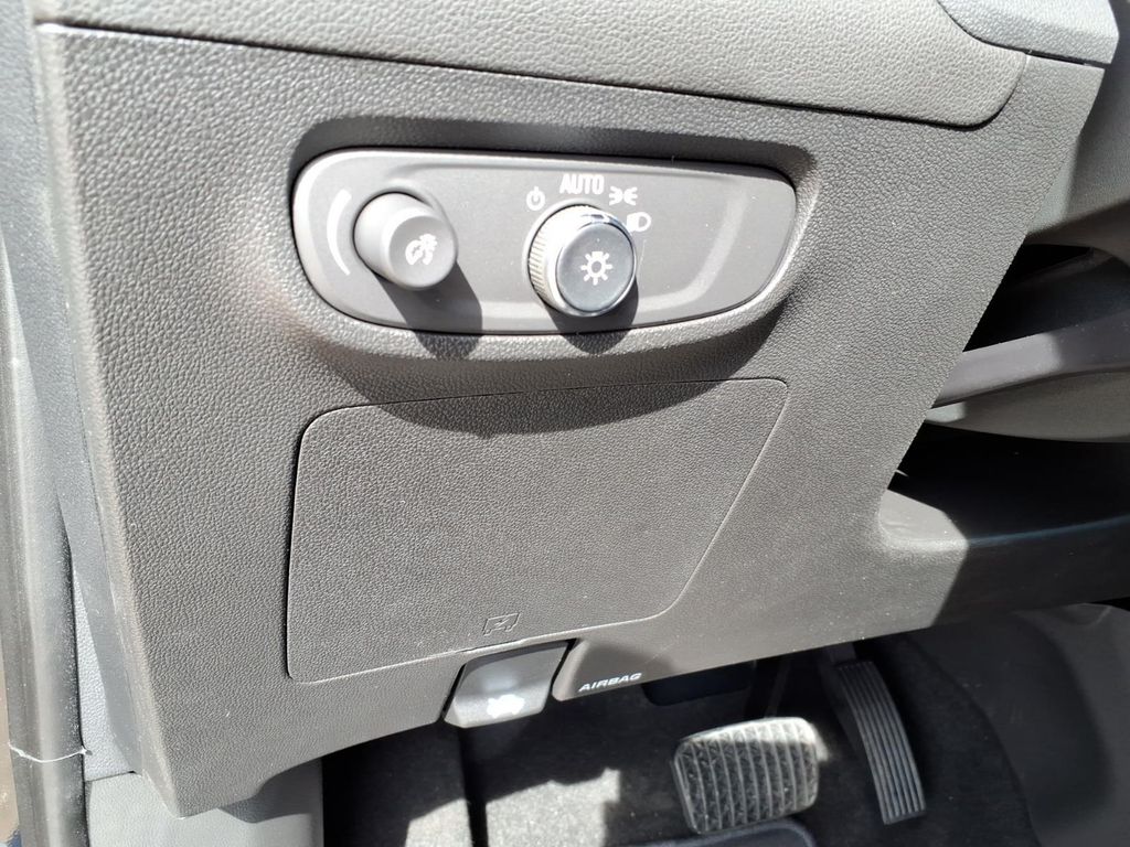 2026 Buick Encore GX Sport Touring - Photo 17