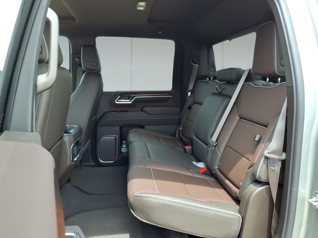 2026 GMC Sierra 2500HD Denali - Photo 11