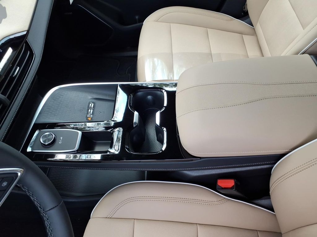 2026 Buick Enclave Preferred - Photo 25