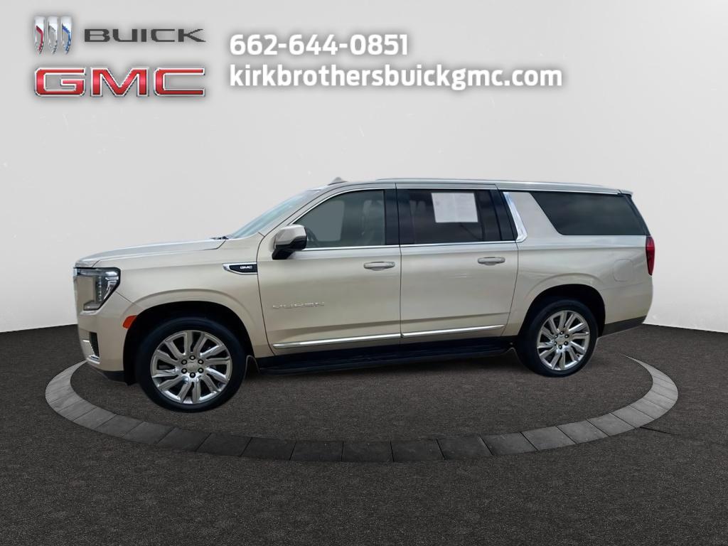 2022 GMC Yukon XL SLT's photo