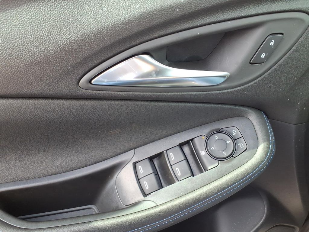 2026 Buick Encore GX Sport Touring - Photo 14