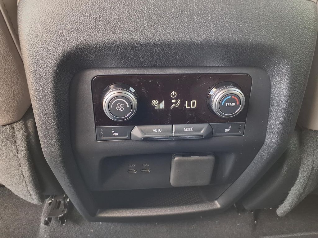 2026 GMC Acadia Elevation - Photo 13