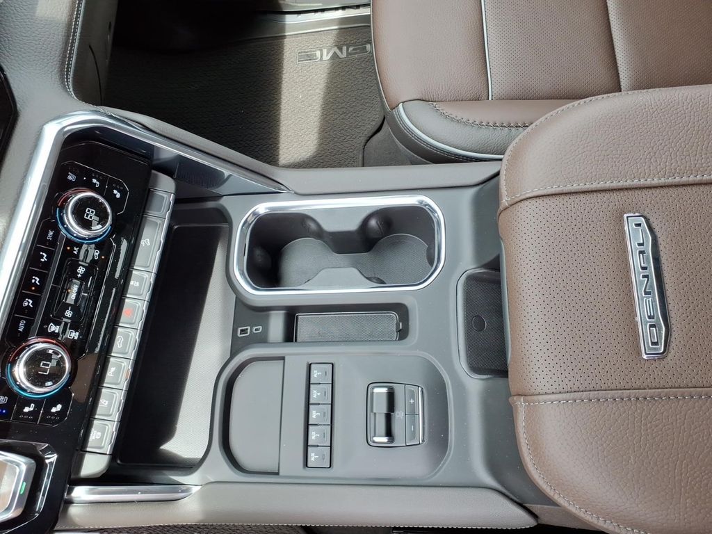 2026 GMC Sierra 2500HD Denali - Photo 23