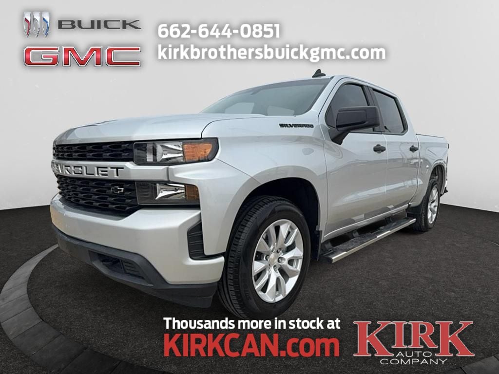 Used 2022 Chevrolet Silverado 1500 Limited Custom with VIN 3GCPWBEK0NG157114 for sale in Greenwood, MS