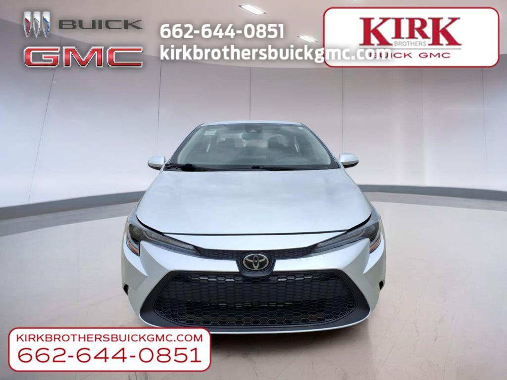 Used 2020 Toyota Corolla LE with VIN JTDEPRAE0LJ065123 for sale in Greenwood, MS