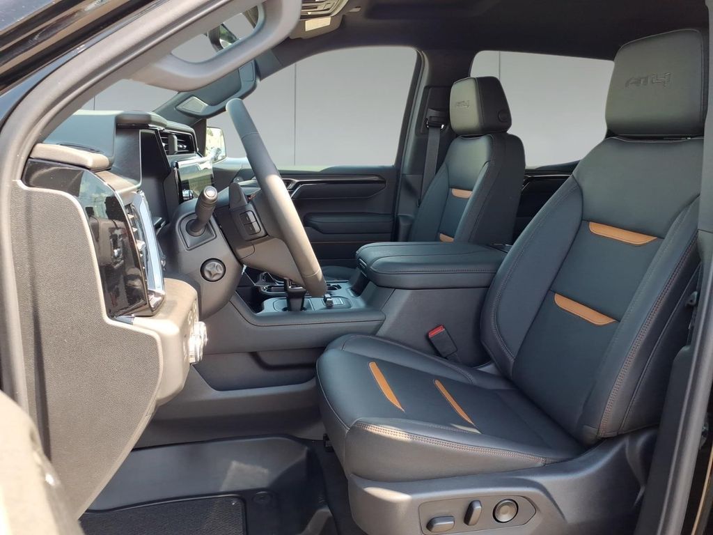 2026 GMC Sierra 1500 AT4 - Photo 14
