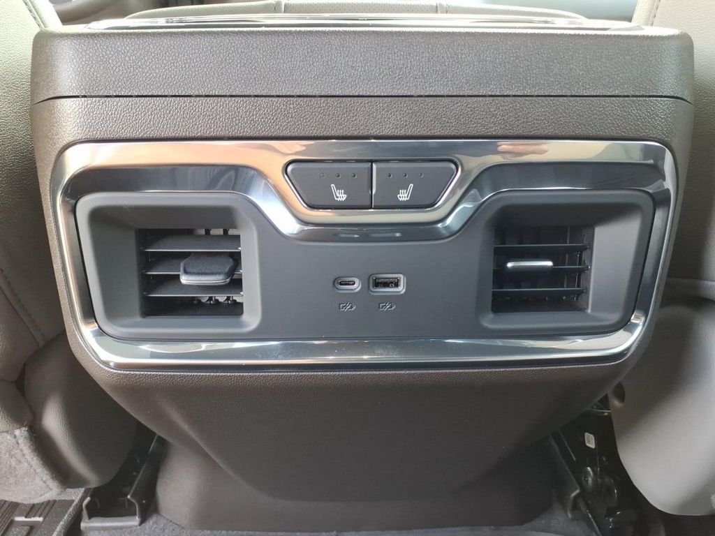 2026 GMC Sierra 1500 SLT - Photo 14