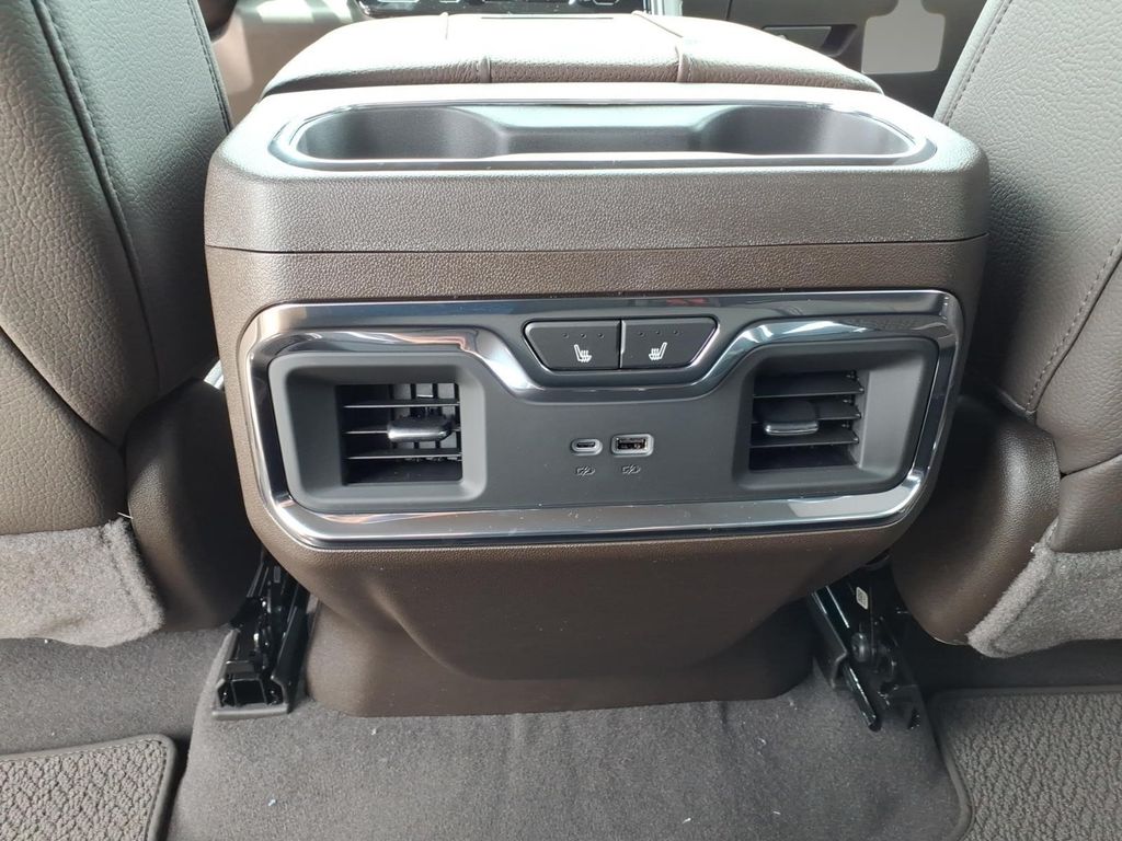 2026 GMC Sierra 2500HD Denali - Photo 12