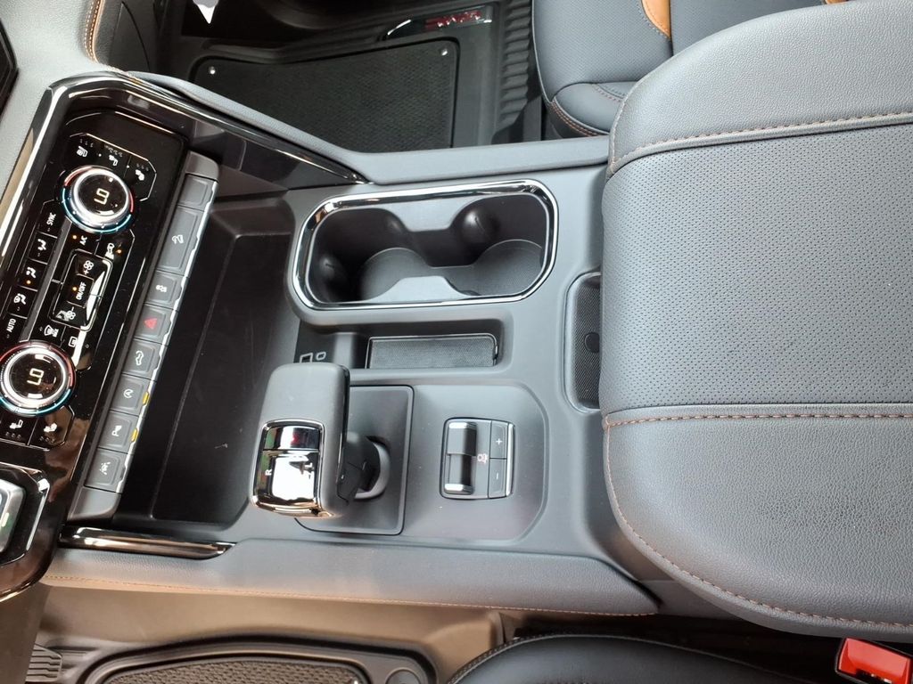 2026 GMC Sierra 1500 AT4 - Photo 21