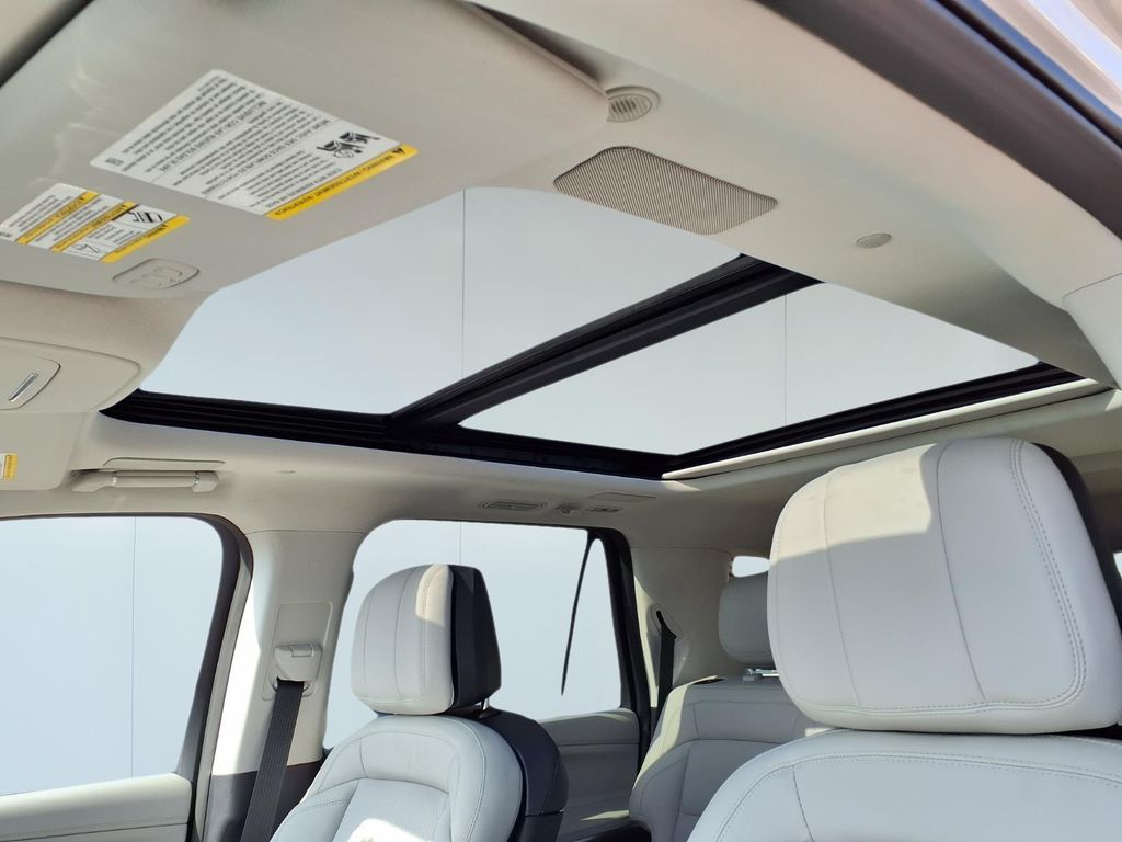 2025 Lincoln Navigator Reserve L - Photo 22